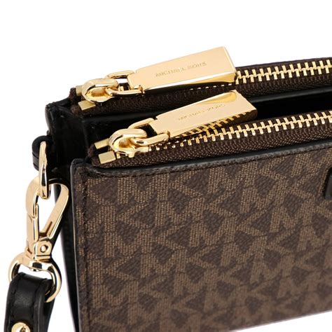 Michael Kors wallets outlet